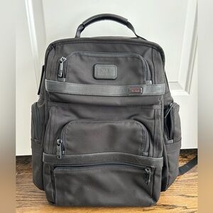 TUMI Alpha Brief Pack
